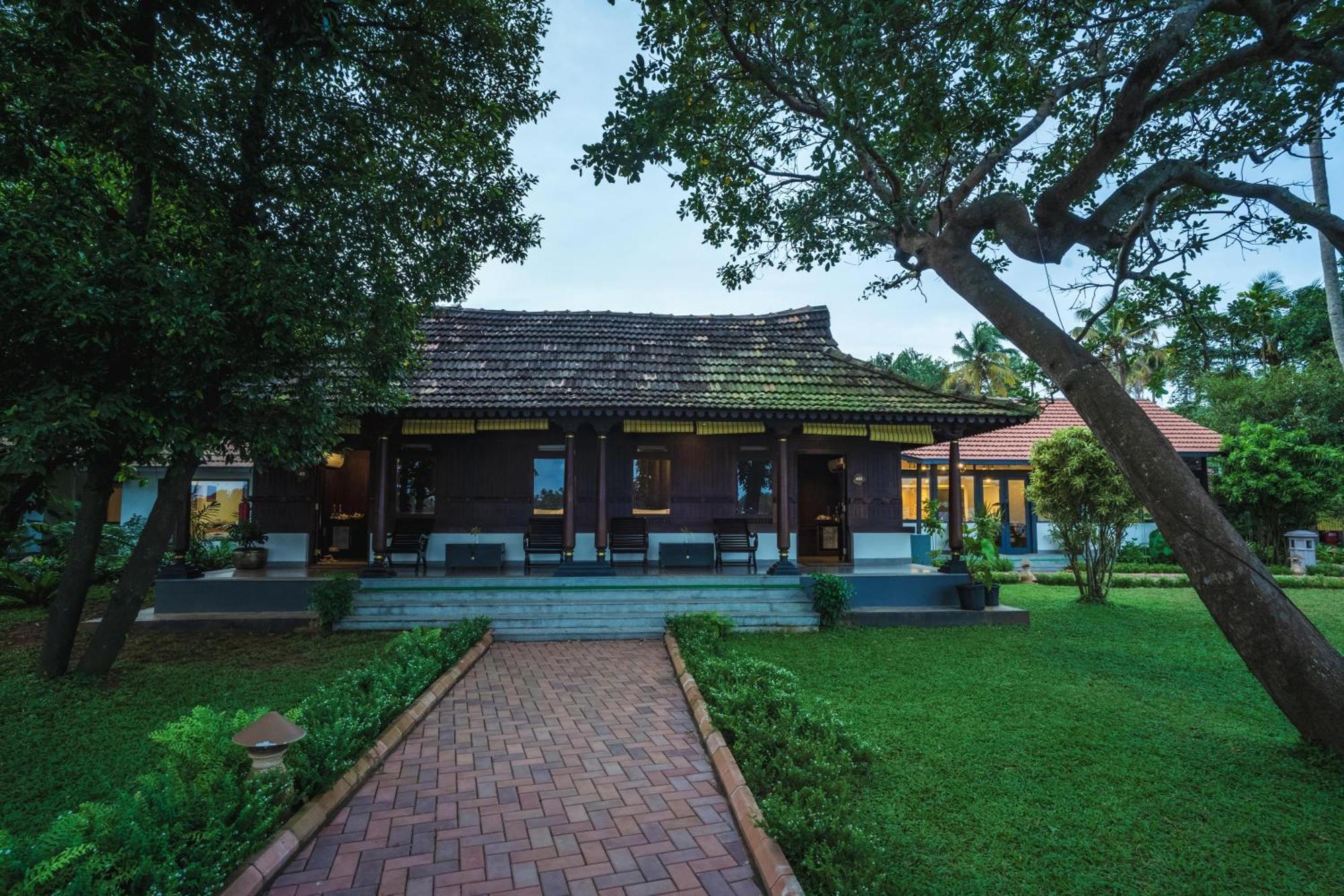 Vedic Village Retreat Kodungallur Kochi Exterior photo